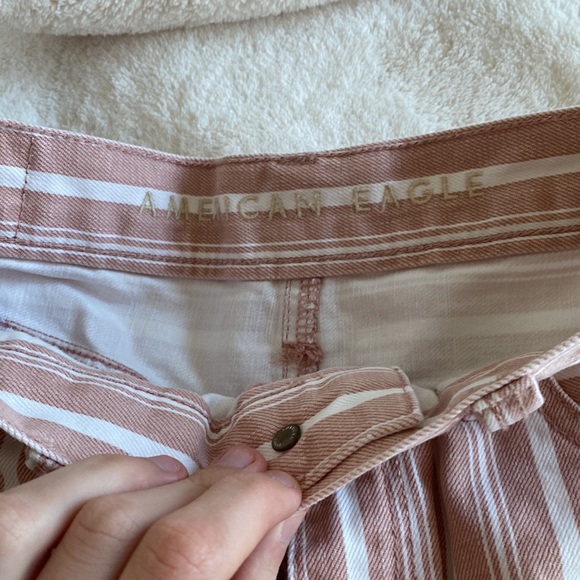 AEO Striped Mom Jean High Rise Shorts - Picture 2 of 5